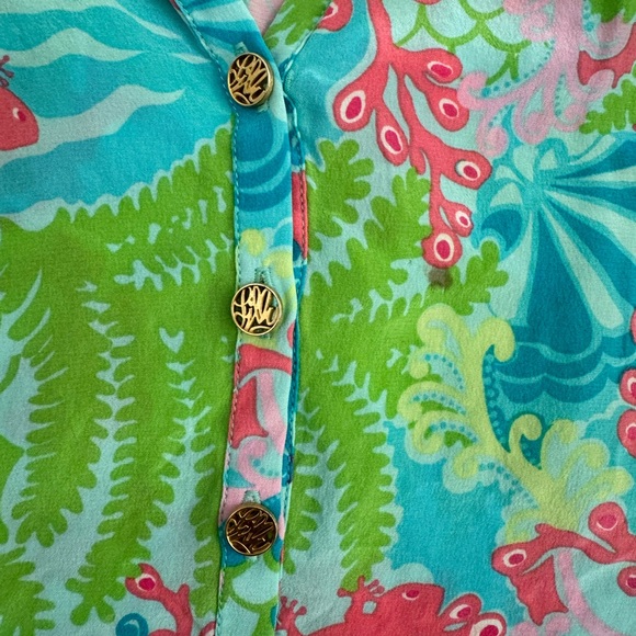 Lilly Pulitzer Button Down Pink Green Floral Shirt Size 10 - Picture 3 of 4